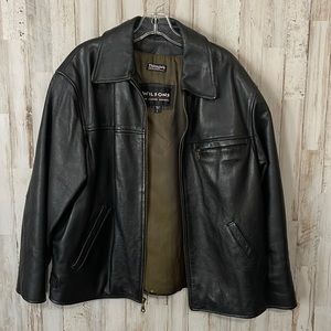 Wilson’s Genuine leather Coat. Size Large